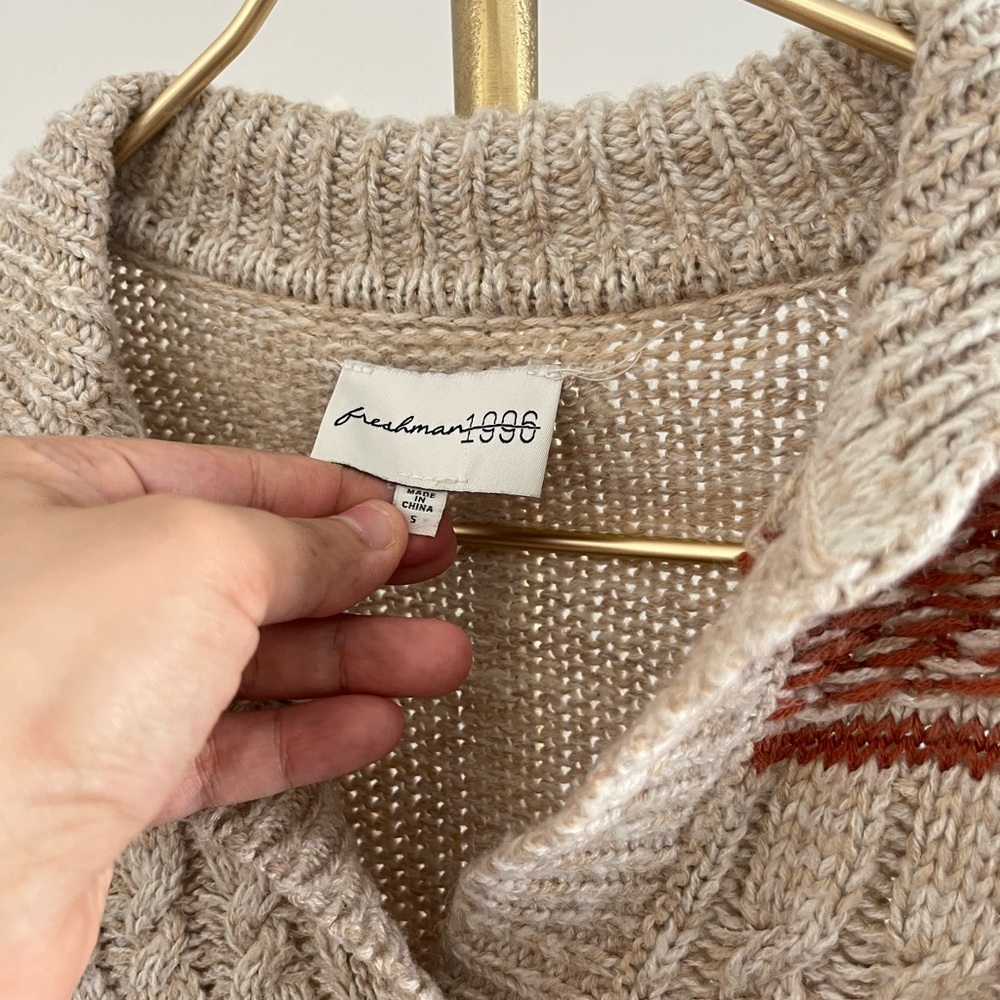 Freshman Beige and Rust Bohemian V-Neck Academy preppy cropped Sweater S - Picture 2 of 8